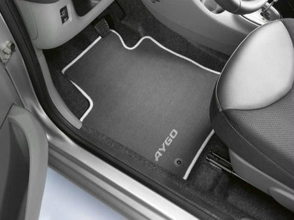 Toyota Front & Rear Carpet Floor Mat With Logo - Aygo