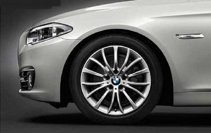 BMW Genuine 18