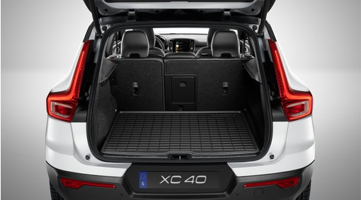 Volvo Cargo Mat, Moulded Plastic