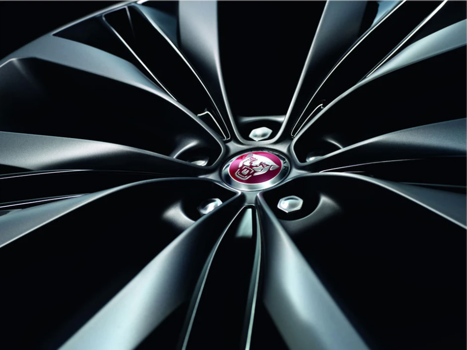 Jaguar Alloy Wheel 22" Double Helix, 10 spoke, with Silver finish and Dark inserts