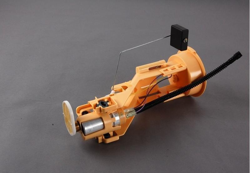 BMW Genuine Fuel Delivery Unit Right