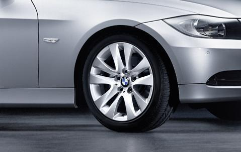 1x BMW Genuine Alloy Wheel 17" V-Spoke 338 Rim
