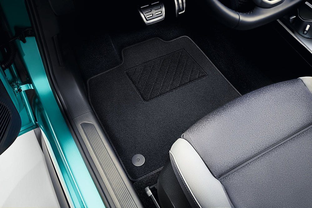 VW Textile floor mats - Front and rear, “Plus”, Black, right-hand drive - ID3