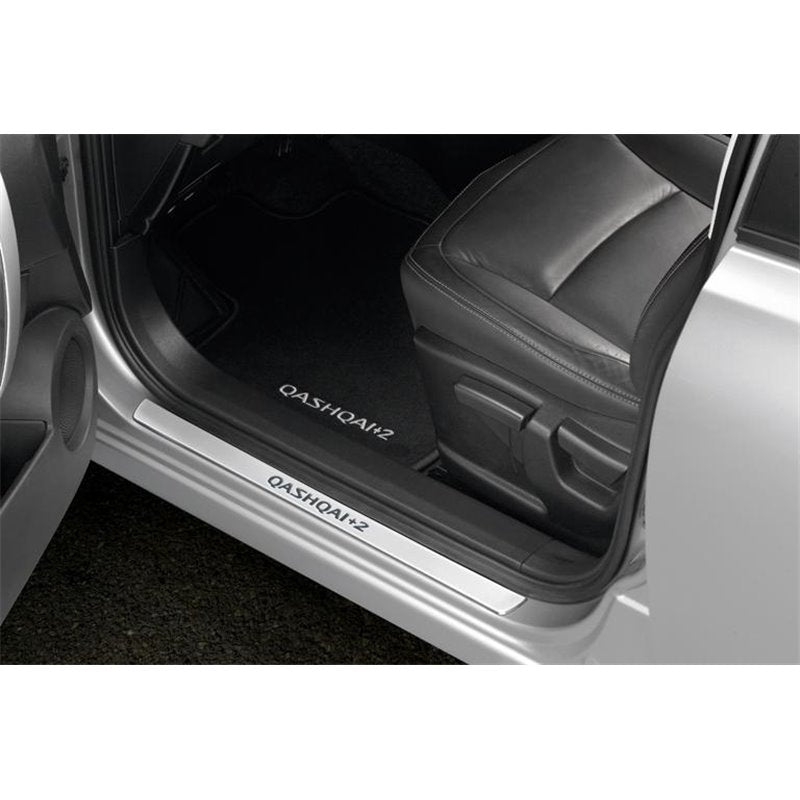 Nissan  Front Door Entry Guards - Qashqai+2