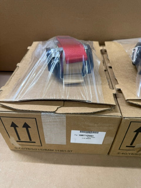 McLaren Artura MSO Indian Red Seat Belts