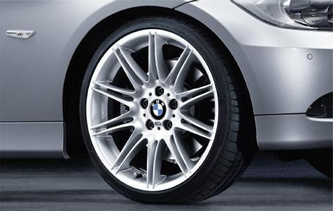 1x BMW Genuine Alloy Wheel 19" M Double-Spoke 225 Rear