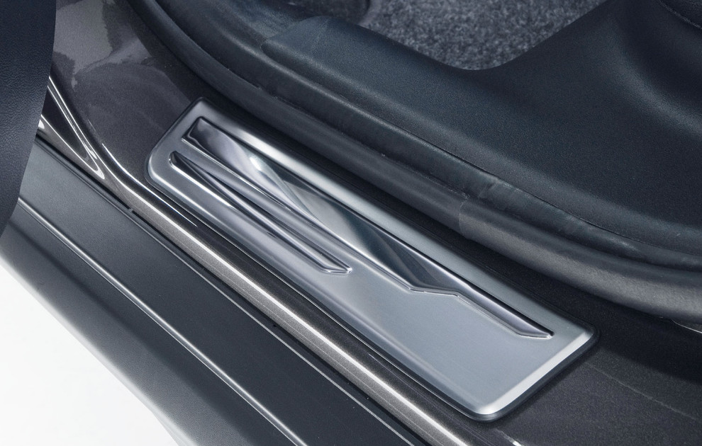 Mitsubishi Entry Guard Stainless Steel, Front And Rear Set