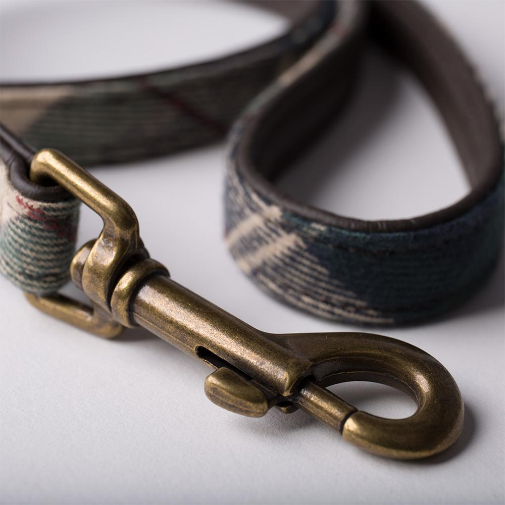 Land rover barbour dog sales