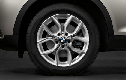 1x BMW Genuine Alloy Wheel 18