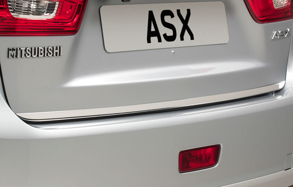 Mitsubishi Tailgate Garnish, Chrome