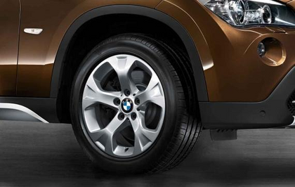 1x BMW Genuine Alloy Wheel 17