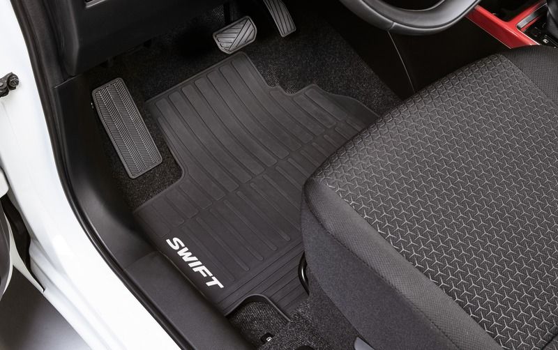 Suzuki Rubber floor mat set
