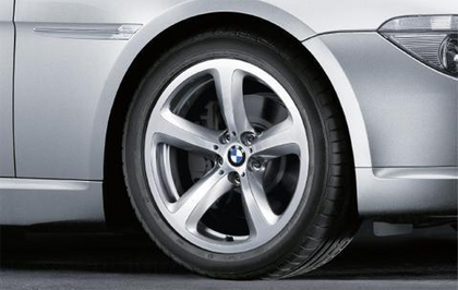1x BMW Genuine Alloy Wheel 19