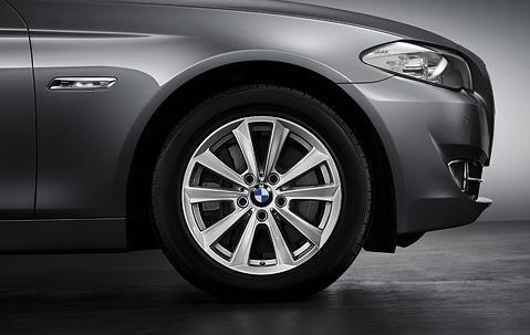1x BMW Genuine Alloy Wheel 17" V-Spoke 236 Rim