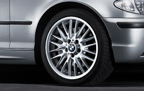 1x BMW Genuine Alloy Wheel 18" M V-Spoke 72 Rear Rim