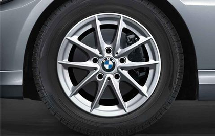 1x BMW Genuine Alloy Wheel 16