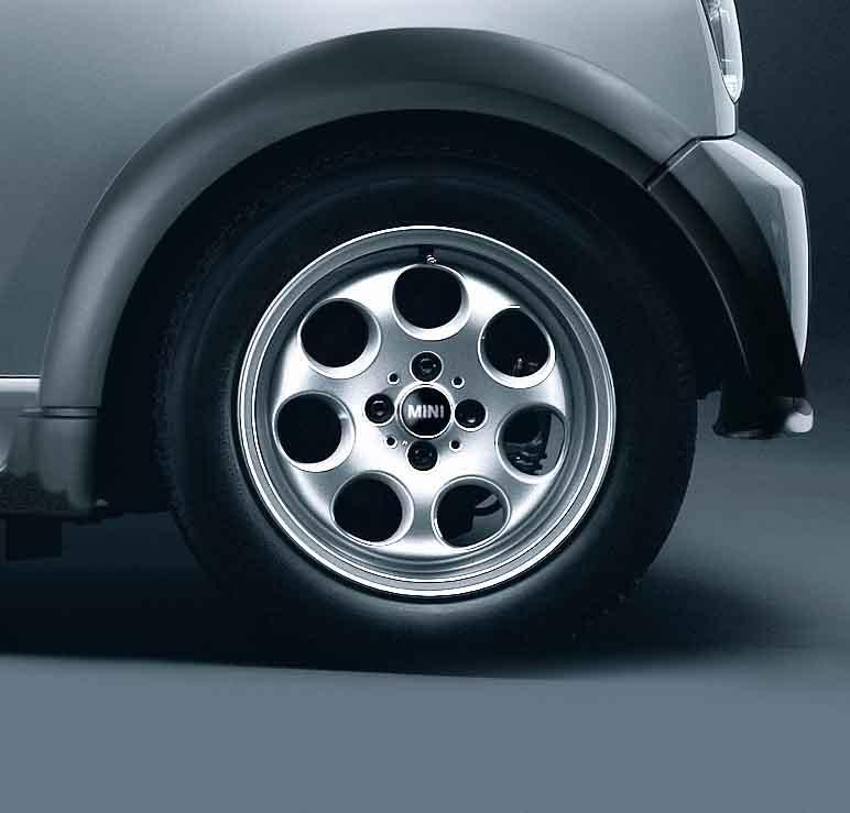 MINI Genuine 15" Inch Light Alloy Wheel Rim 7-Hole R81 Silver