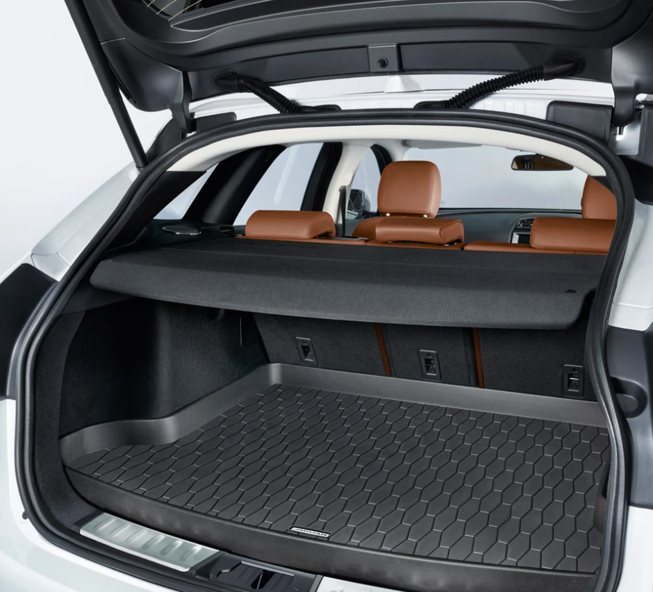Jaguar f pace deals rubber boot liner