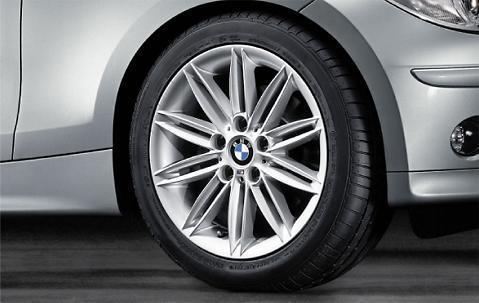 1x BMW Genuine Alloy Wheel 17" M Double-Spoke 207 Front