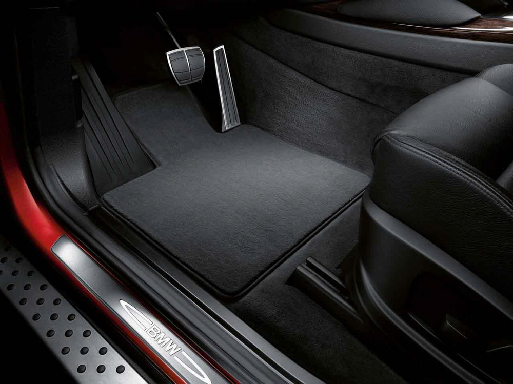 BMW Genuine Car Floor Mats Set Velours Black
