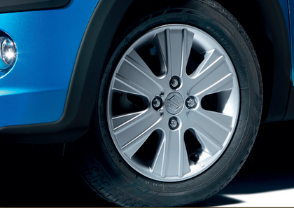 Suzuki Alloy wheel 'Pluto', silver finish