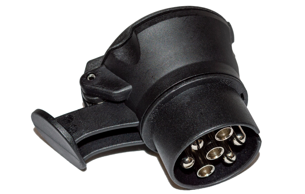 Mitsubishi Towbar Electrics Adaptor Socket, 7- Pin To 13 Pin