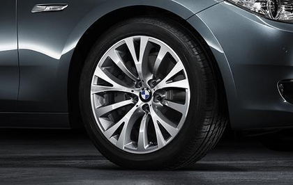 1x BMW Genuine Alloy Wheel 19