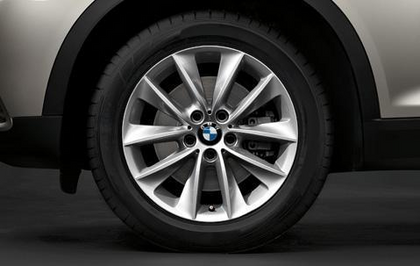 1x BMW Genuine Alloy Wheel 18
