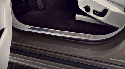 Volvo Illuminated Sill Mouldings