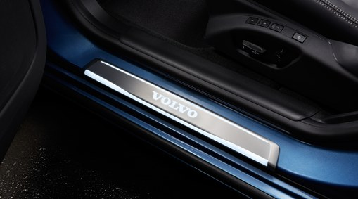 Volvo Front Illuminated Sill Mouldings | Volvo Interior Styling | Park ...