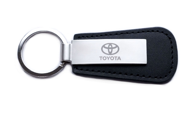 Genuine Toyota Leather Keyring Key Ring Engraved Logo Silver Metal Plate